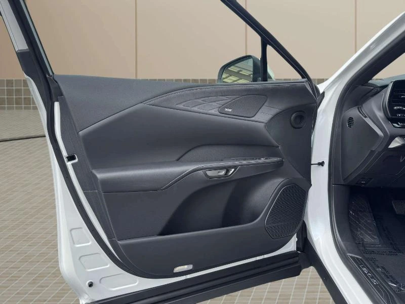 2026 Lexus RX PHEV 450h+ - Photo 9