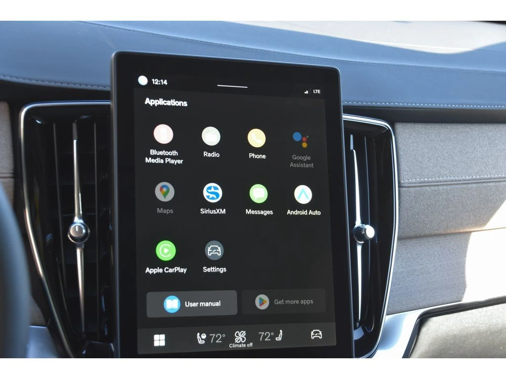 2026 Volvo - image 20