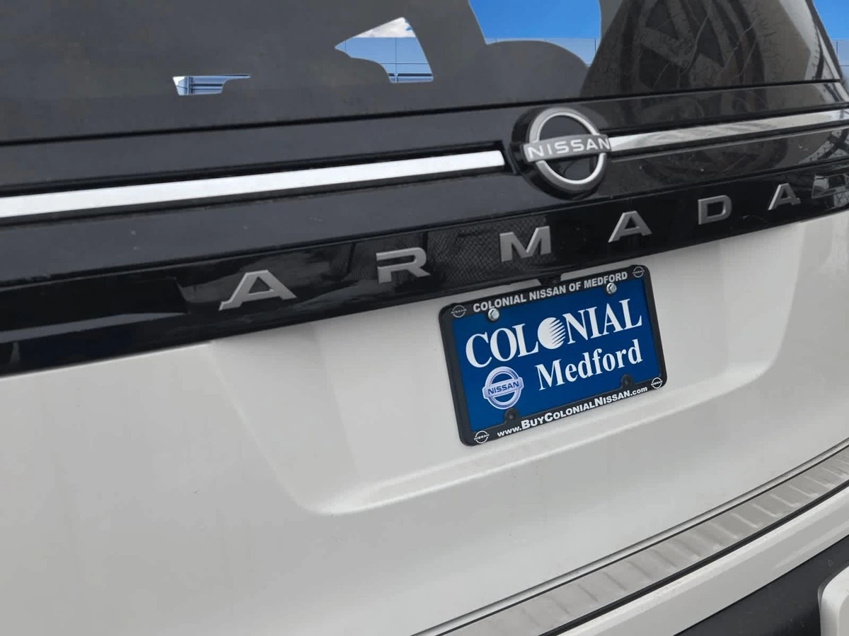 2026 Nissan Armada SL - Photo 8