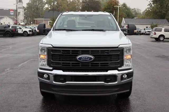 2026 Ford F-350 photo 10