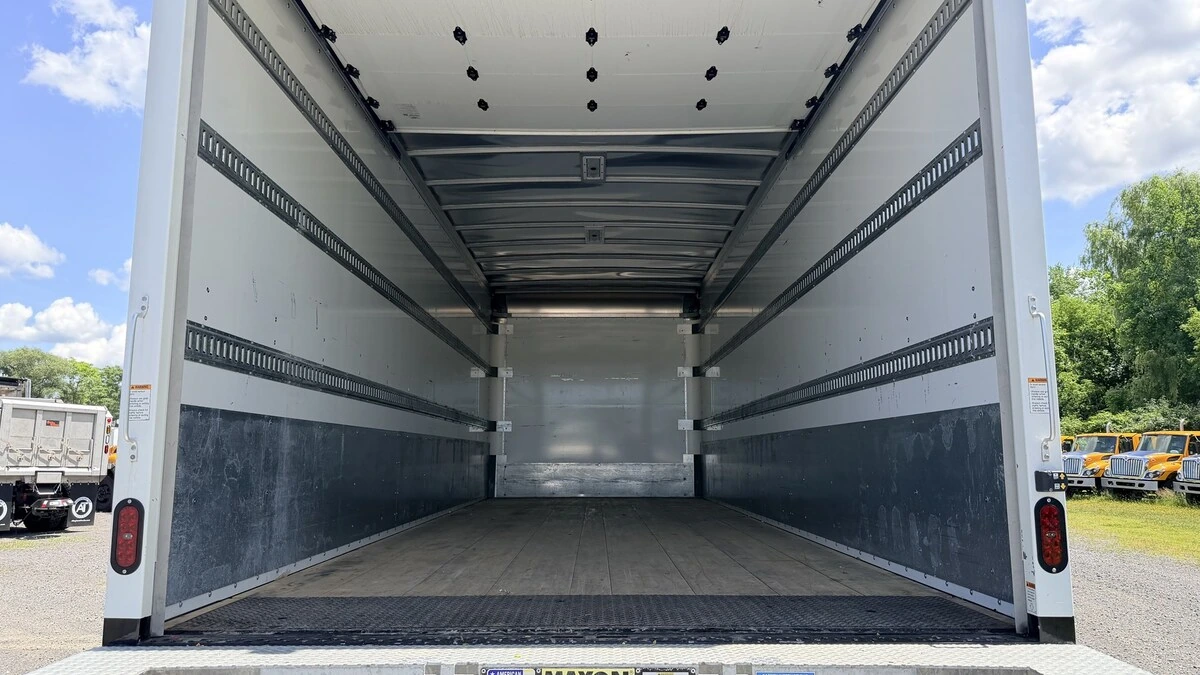 2024 International MV in Syracuse, NY — photo 8