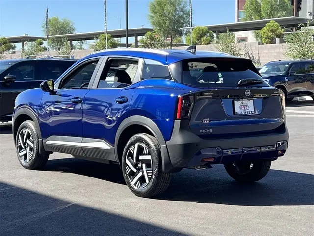 2026 Nissan Kicks SV photo 3
