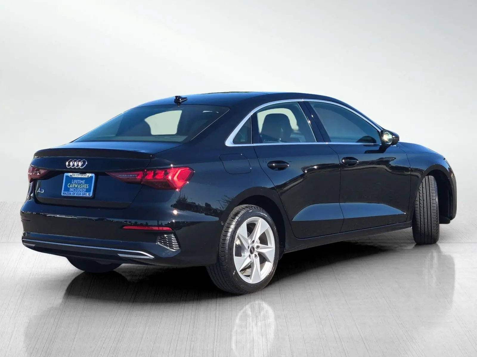 2023 Audi A3 Premium Plus 40 TFSI photo 4