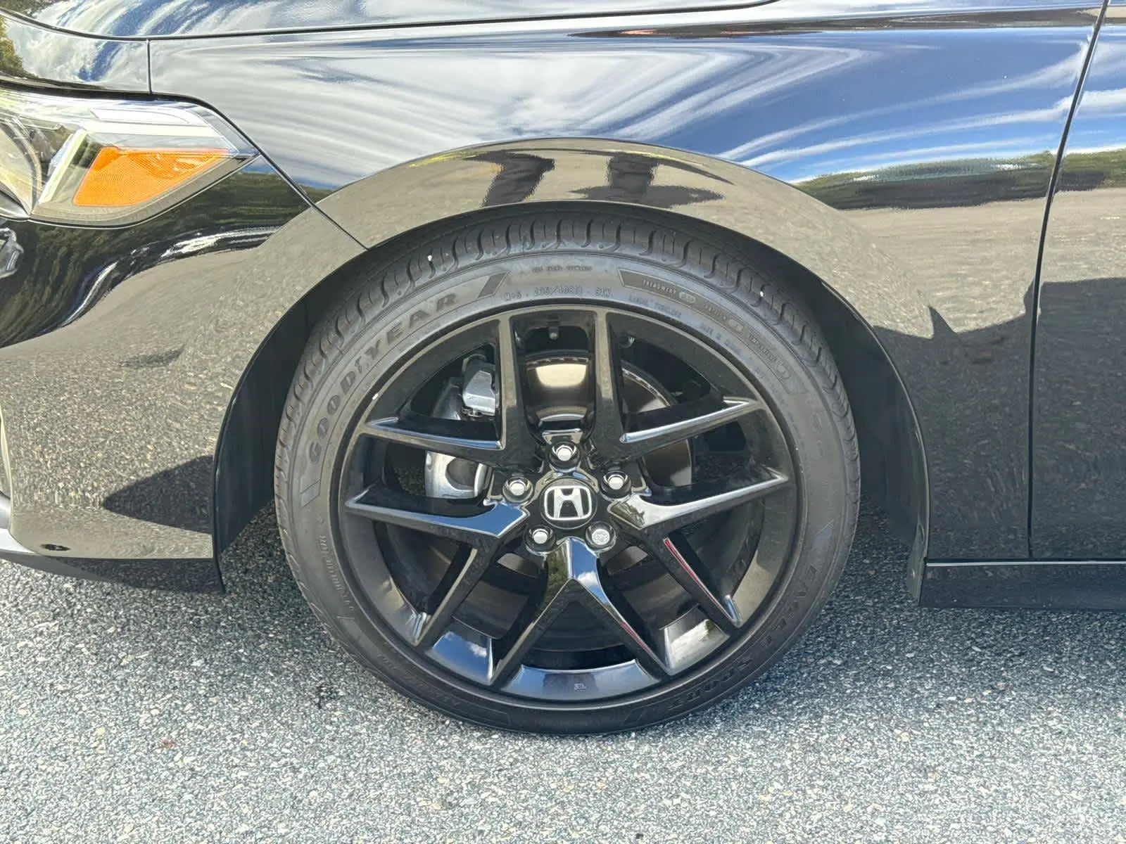 2025 Honda Civic Sport photo 10