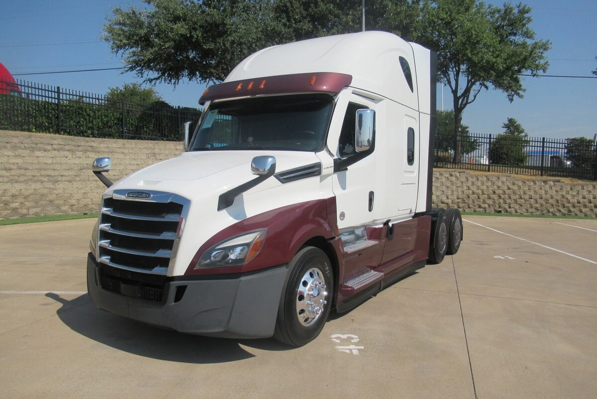 2023 Freightliner Cascadia