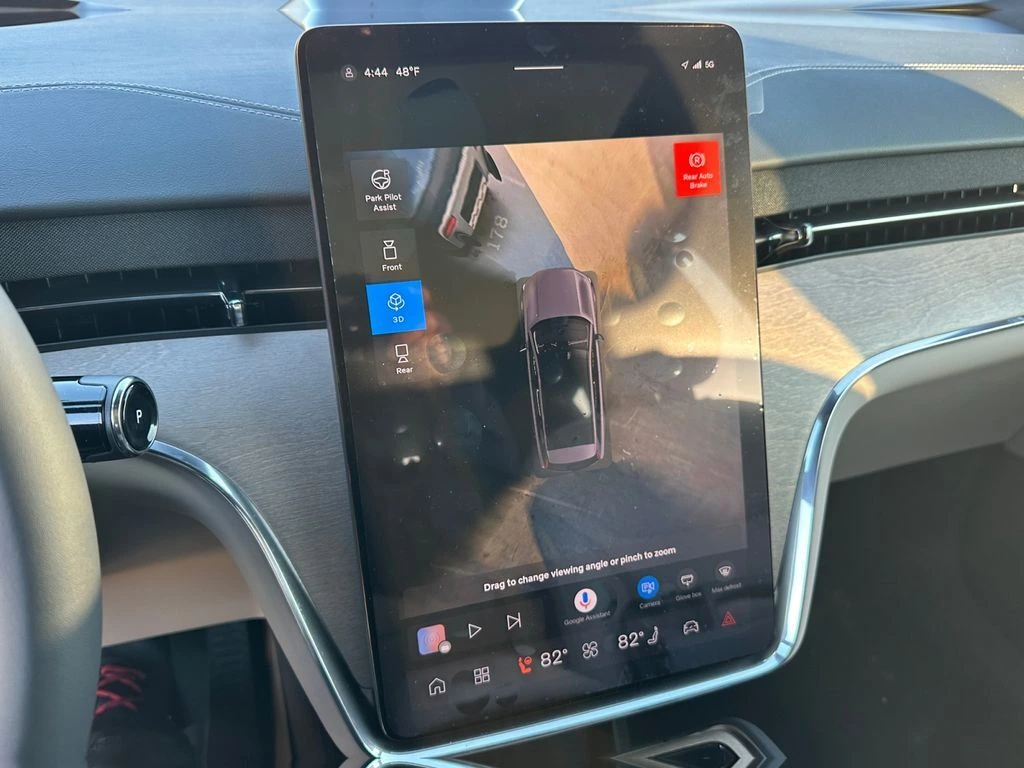 2026 Volvo - image 20