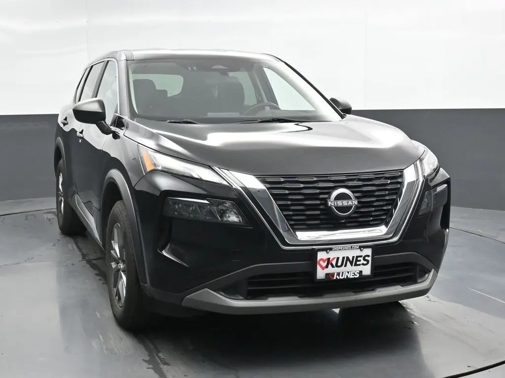 2023 Nissan Rogue S photo 4
