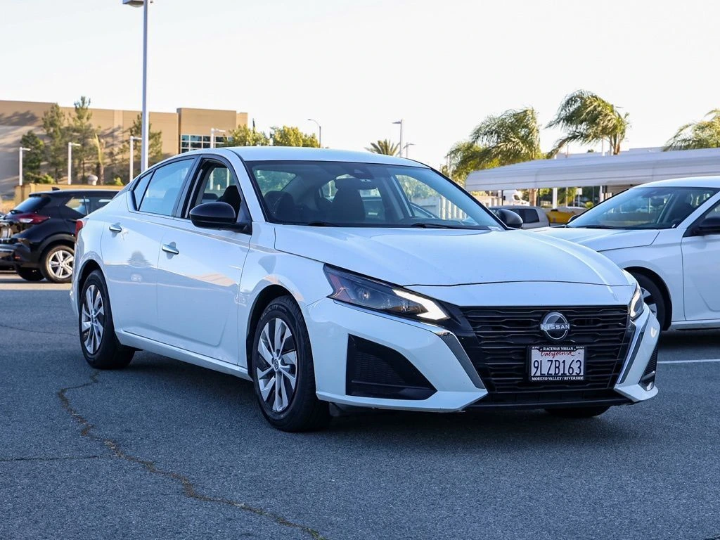 2024 Nissan Altima 2.5 S's photo