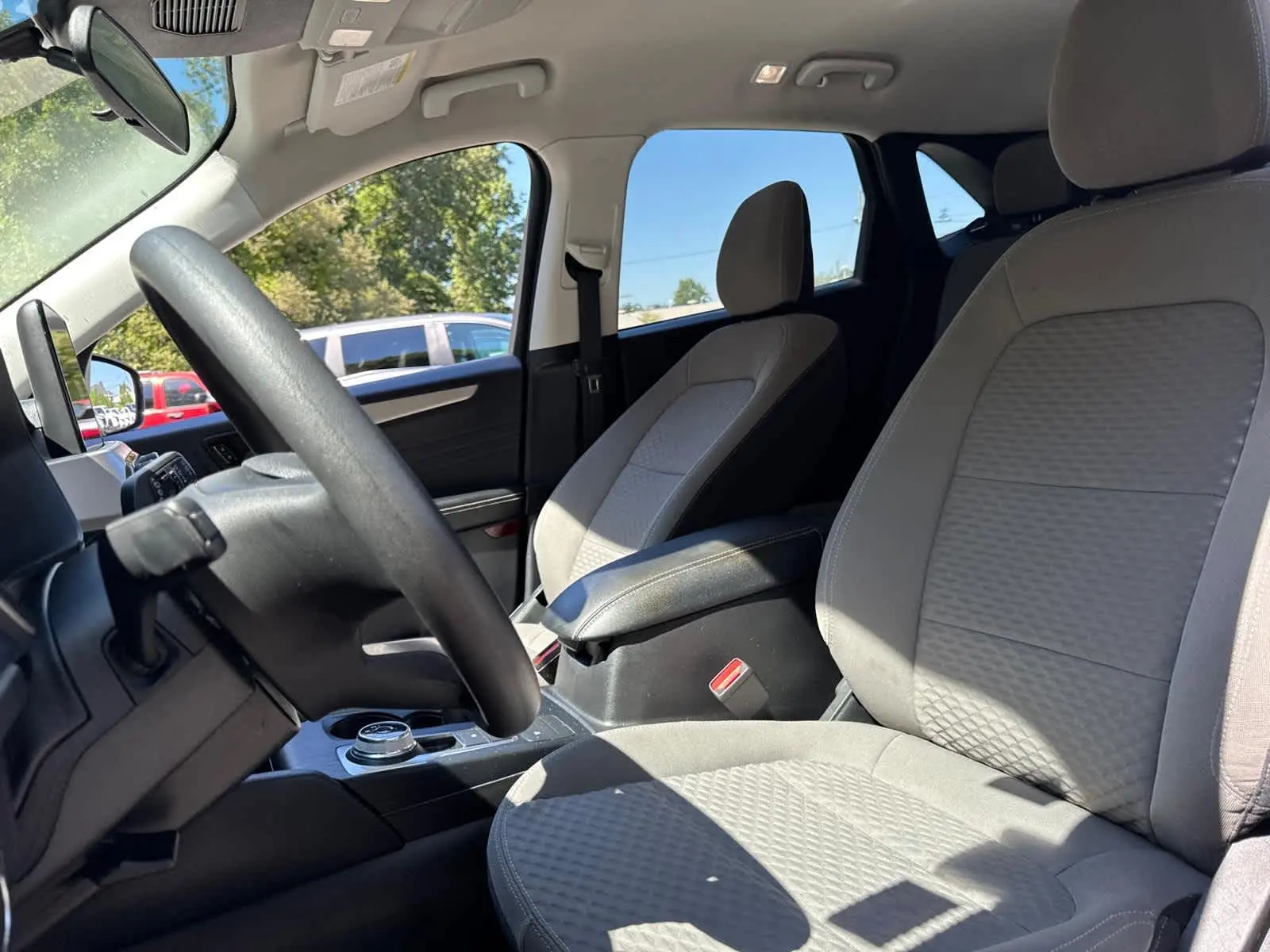 2022 Ford Escape SE photo 13