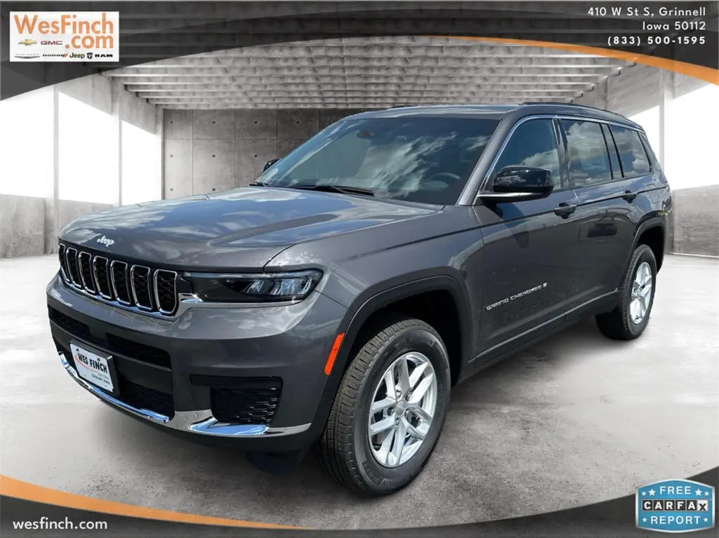 2025 Jeep Grand Cherokee L Laredo's photo