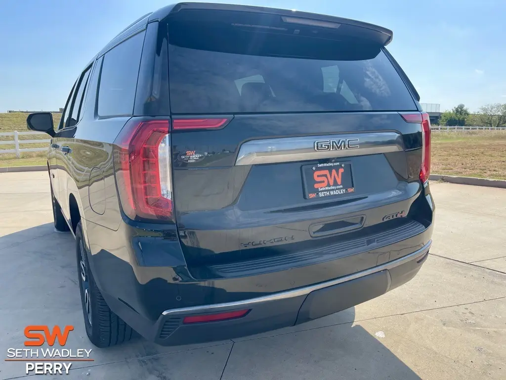 2023 Gmc Yukon AT4 photo 4