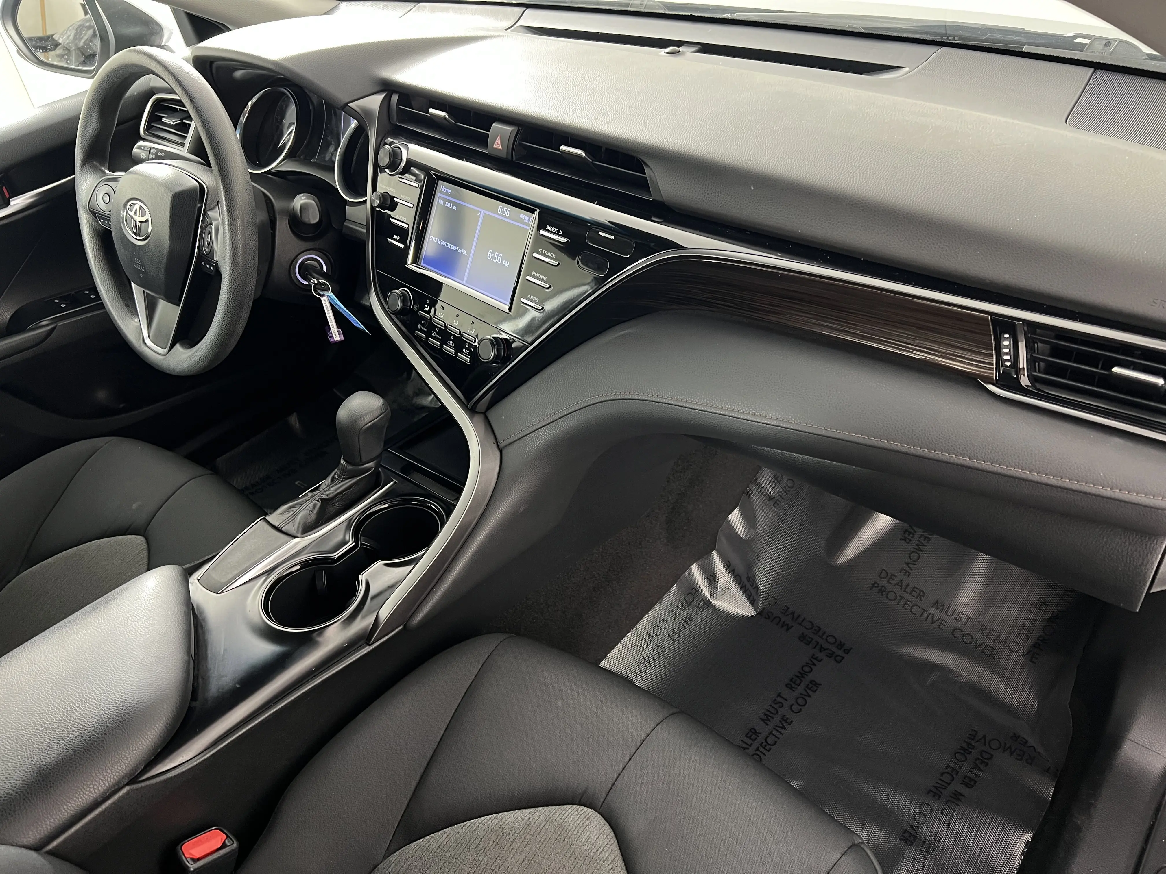 2019 Toyota Camry LE photo 21
