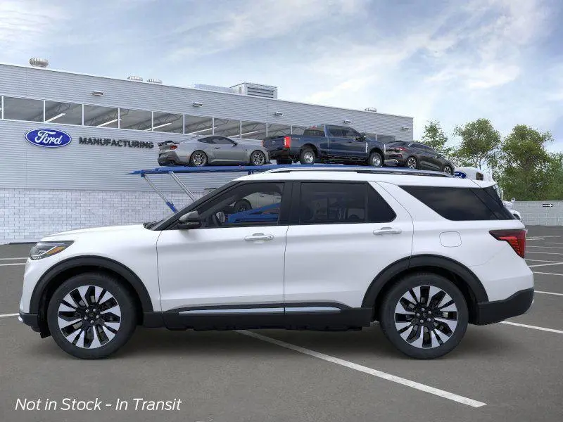 2026 Ford Explorer Platinum photo 2