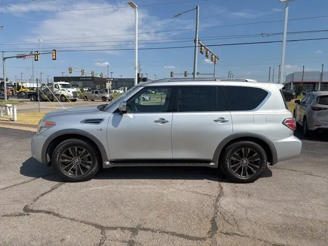 2017 Nissan Armada Platinum photo 2