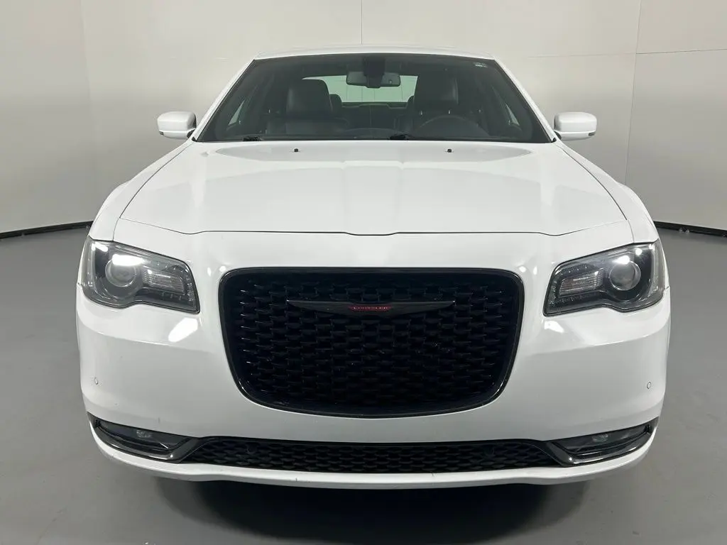 Used 2022 Chrysler 300 S with VIN 2C3CCABG3NH259917 for sale in Ewing, NJ