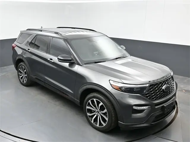 2020 Ford Explorer ST photo 20