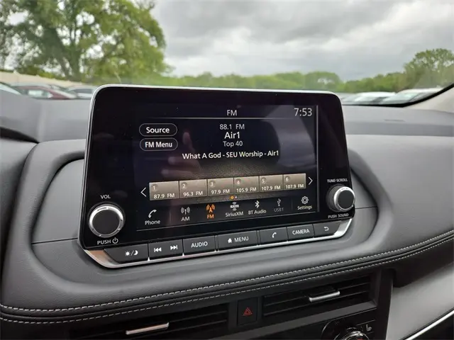 2026 Nissan Rogue SV photo 22