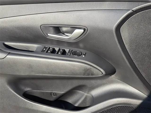 2026 Hyundai Tucson SEL Convenience photo 23