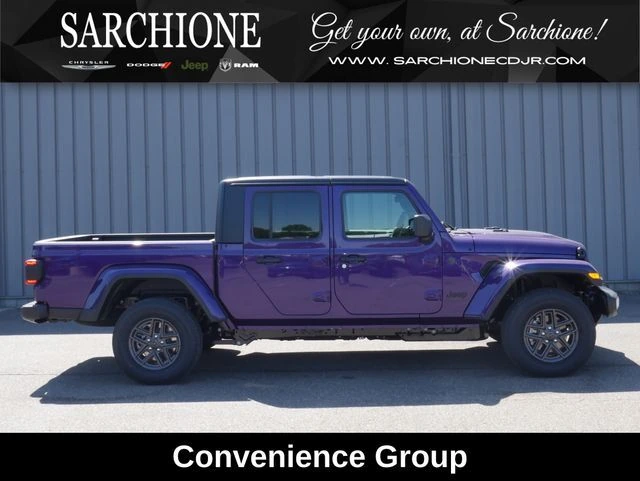 2026 Jeep Gladiator Sport S Auto's photo