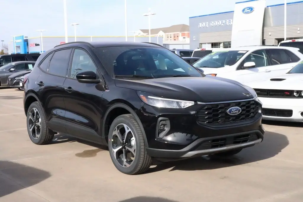 2026 Ford Escape ST-Line Select's photo