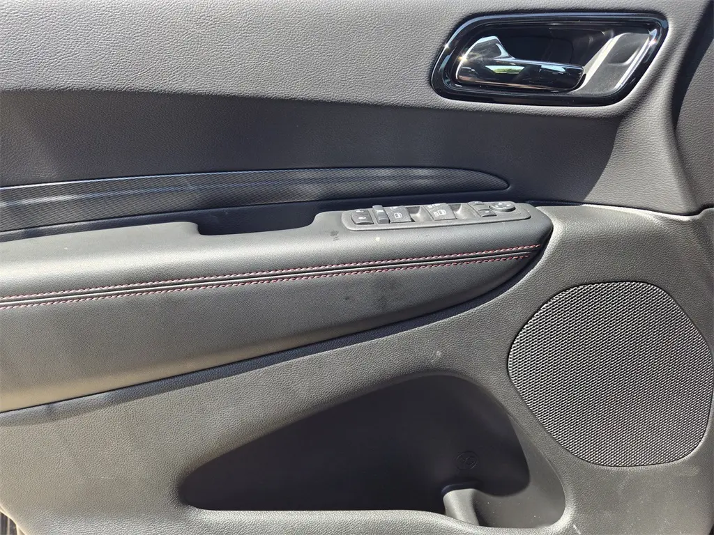 2025 Dodge Durango GT photo 17