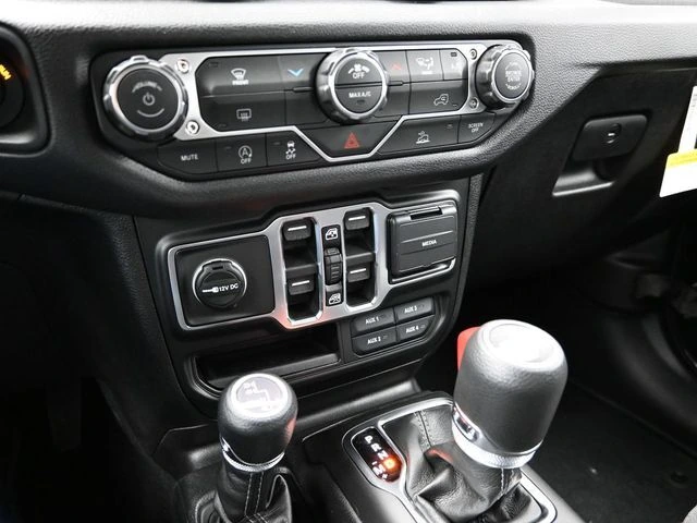 2026 Jeep Wrangler 4-Door Sport - Photo 37