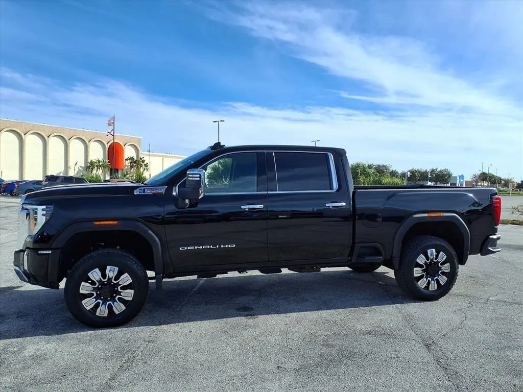 2024 Gmc Sierra HD Denali photo 4