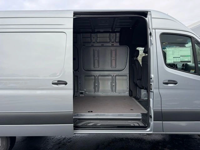 2026 Mercedes-Benz Sprinter Cargo Van Base - Photo 10