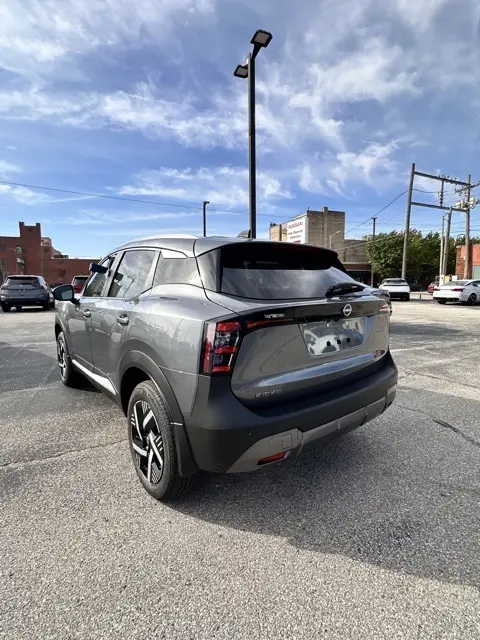 2026 Nissan Kicks SV photo 4