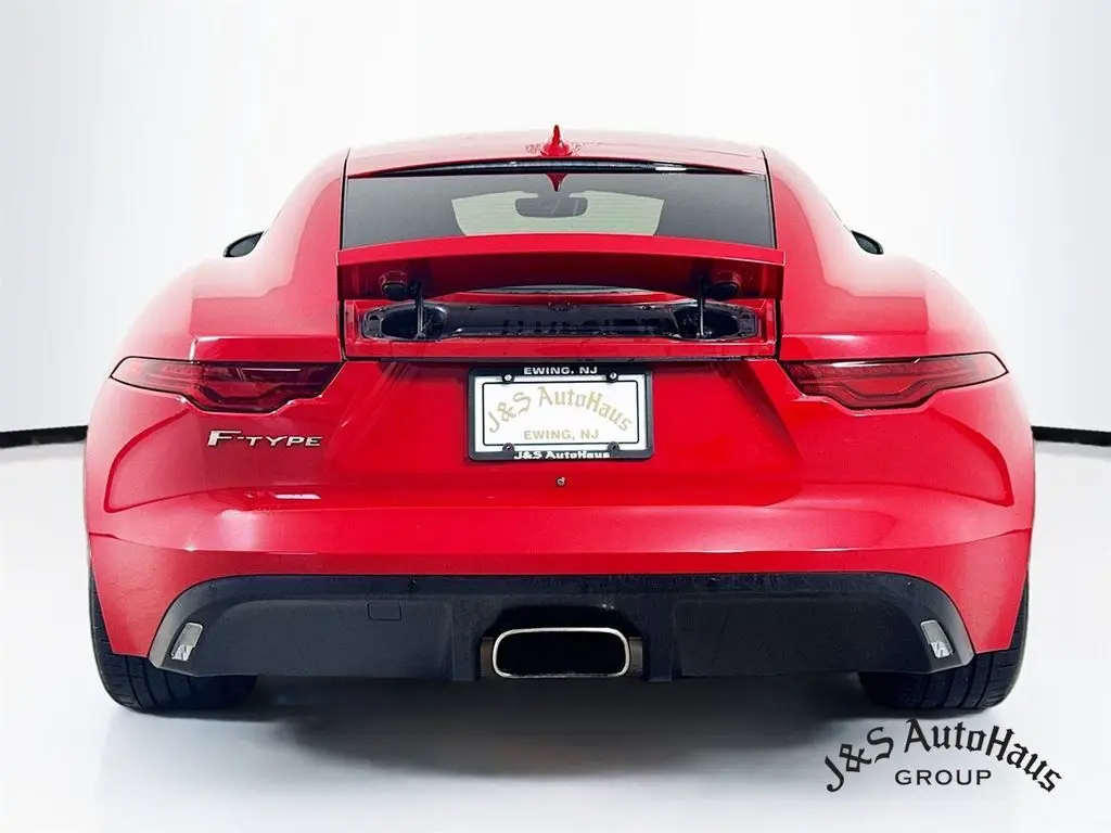 2021 Jaguar F-TYPE P300 photo 6