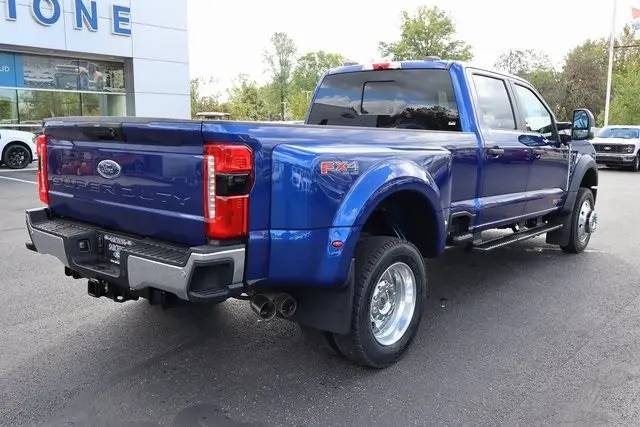 2026 Ford F-450 photo 3
