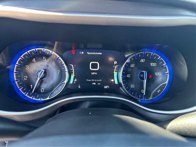 2026 Chrysler Pacifica Select - Photo 16
