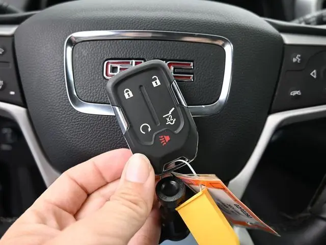 2024 Gmc Terrain SLT photo 25