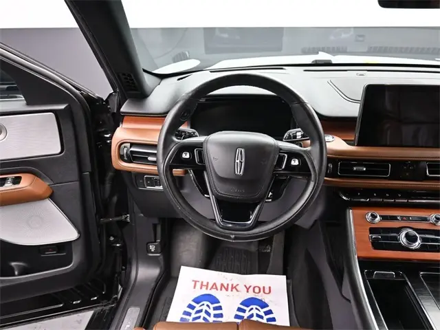 2020 Lincoln Aviator Reserve photo 17