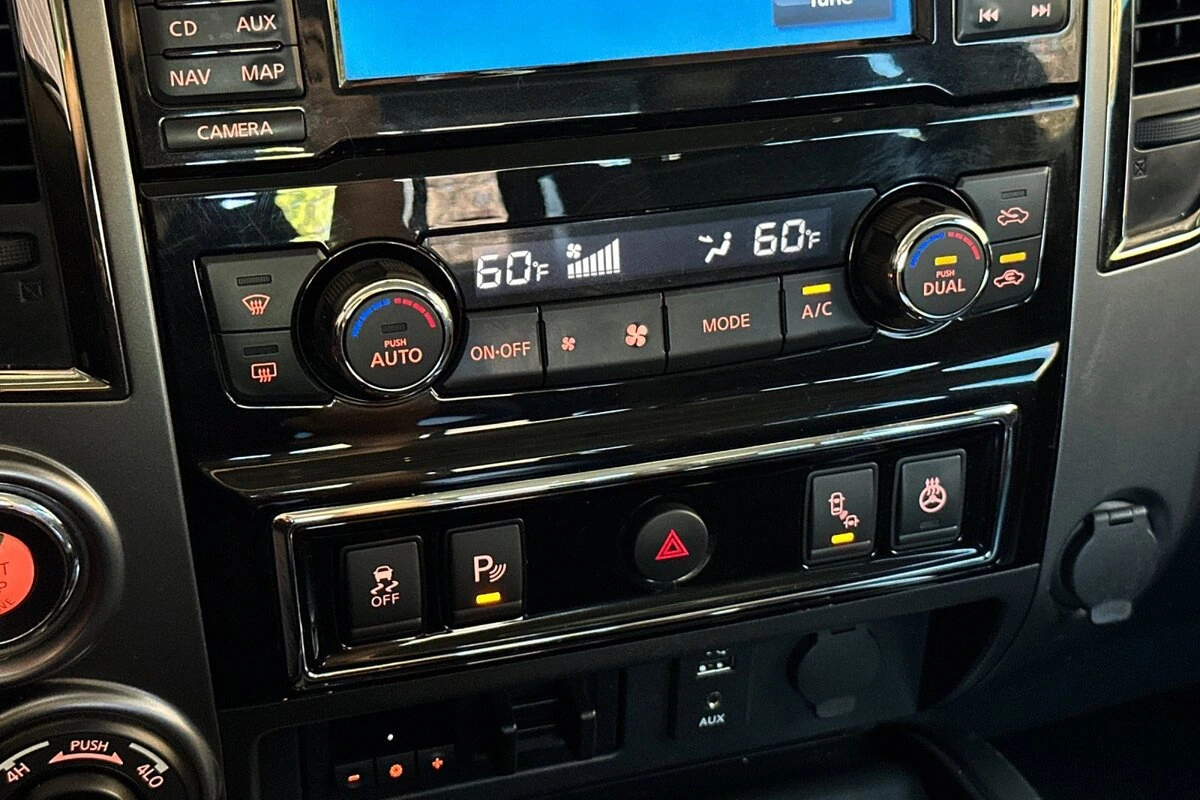 2017 Nissan Titan XD Platinum Reserve - Photo 19