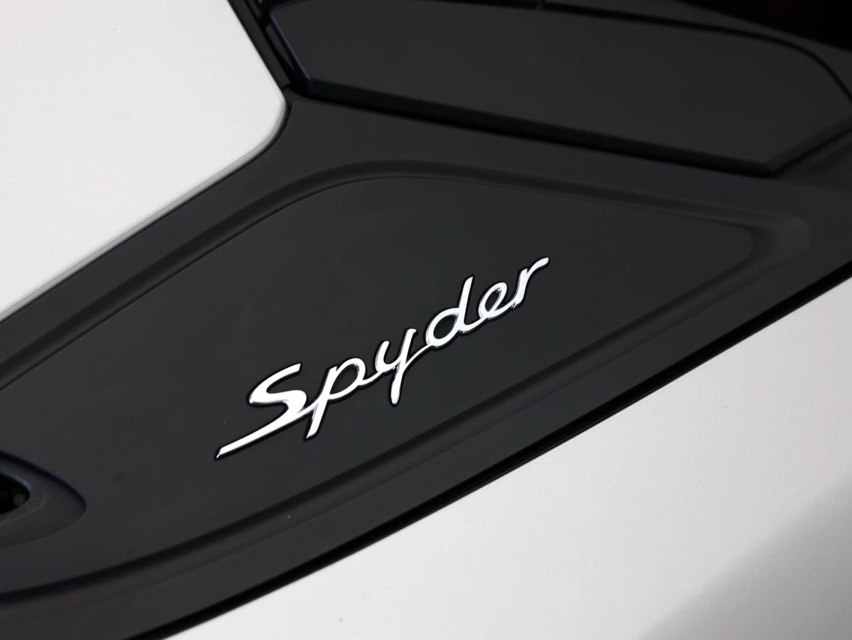 2022 Porsche 718 Spyder - Photo 44