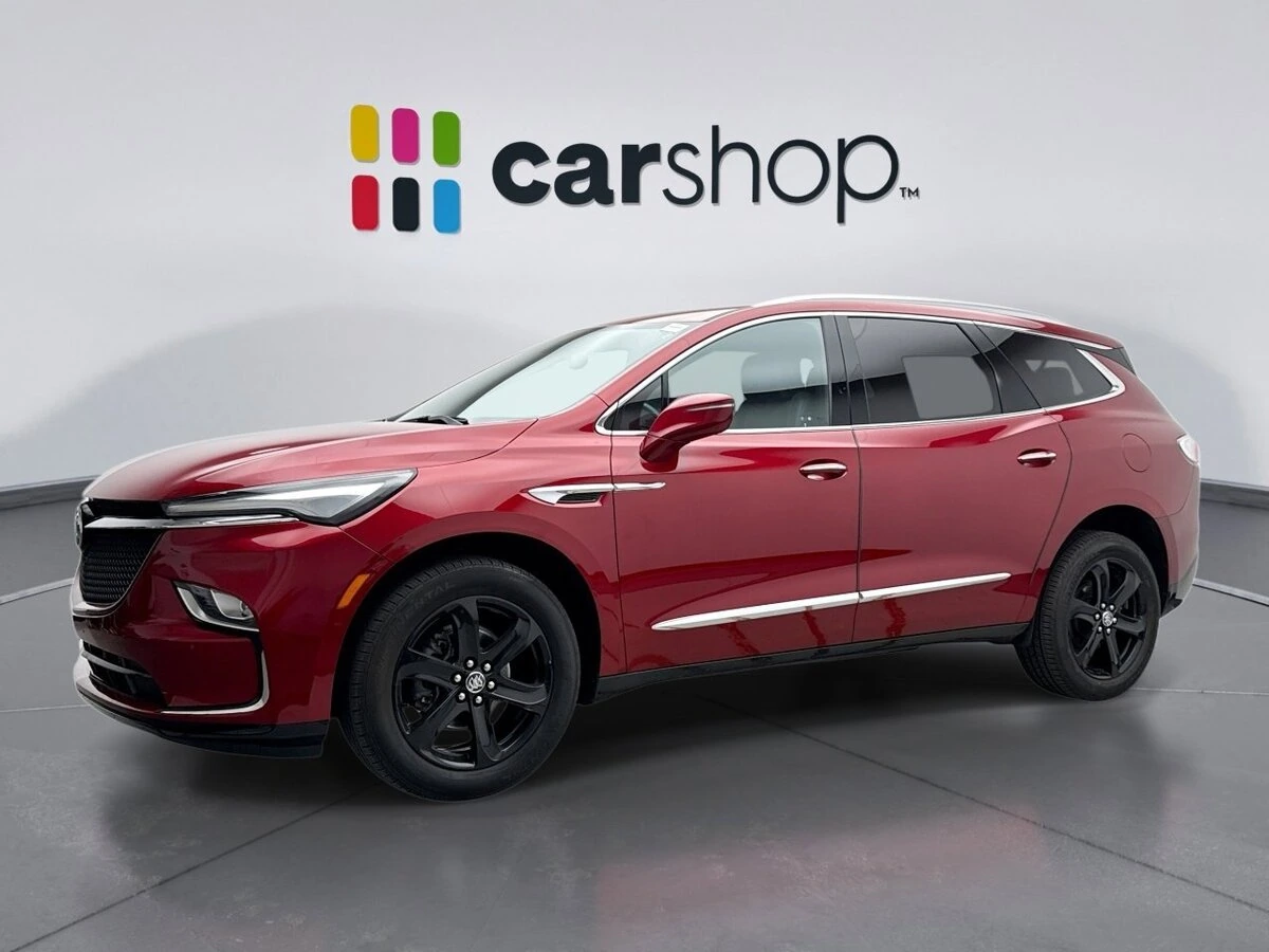 2023 Buick Enclave Essence