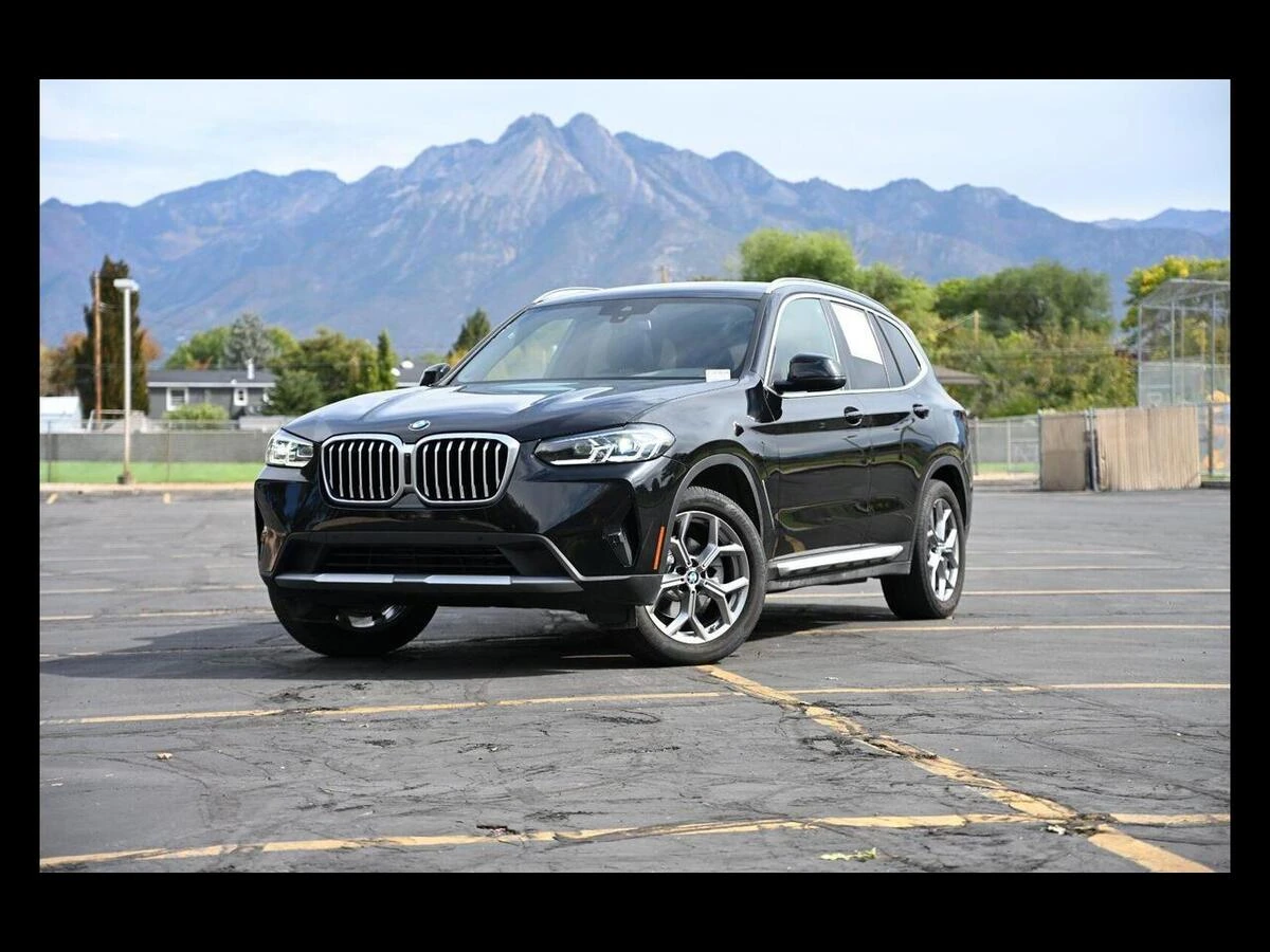 2024 BMW X3 30i