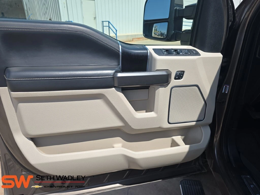 2020 Ford F-350 Super Duty Limited - Photo 28
