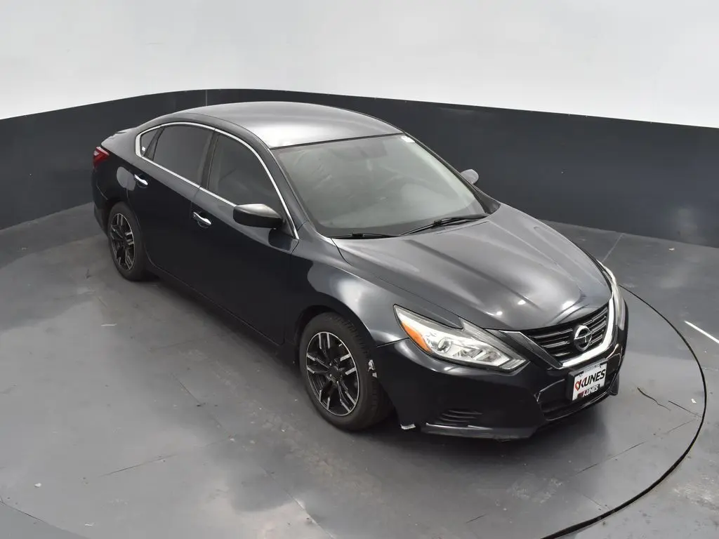 2016 Nissan Altima 2.5 S photo 32