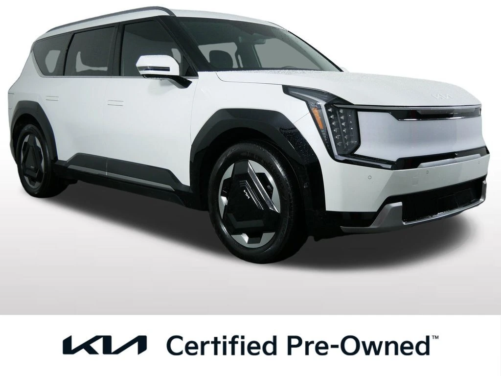 2024 Kia EV9 Land AWD's photo