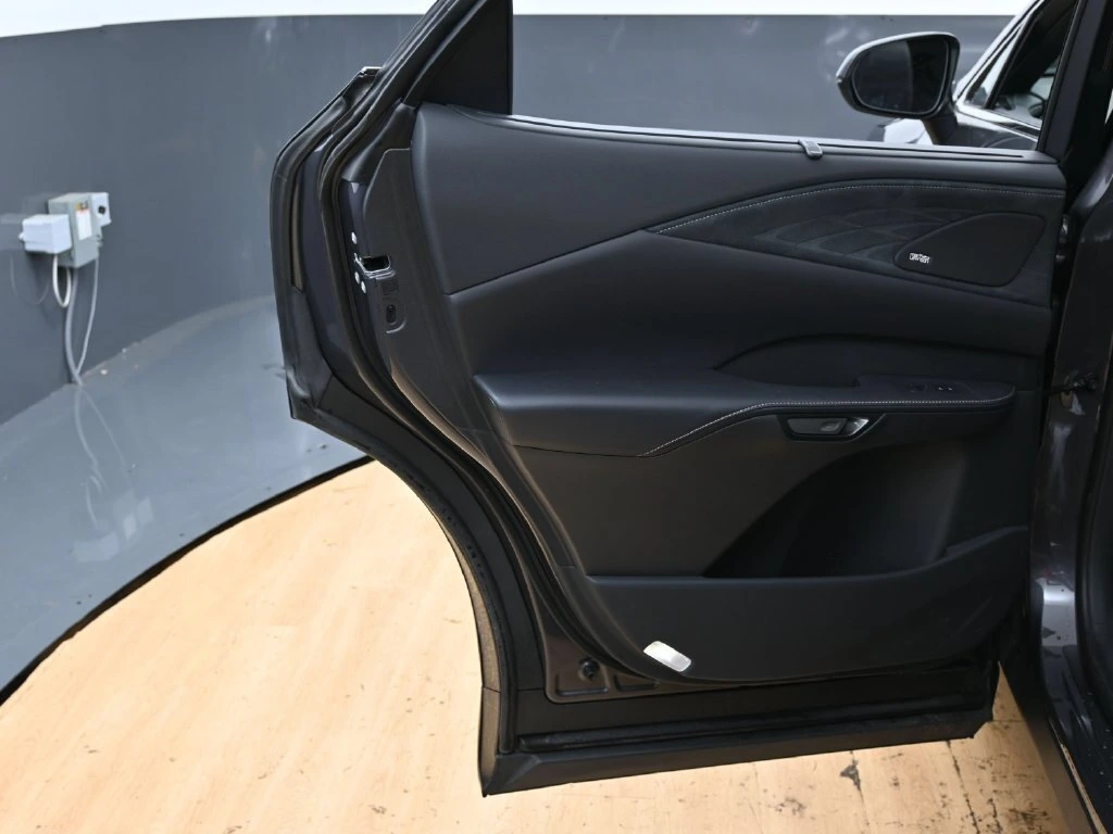 2025 Lexus RX Hybrid 350h - Photo 32