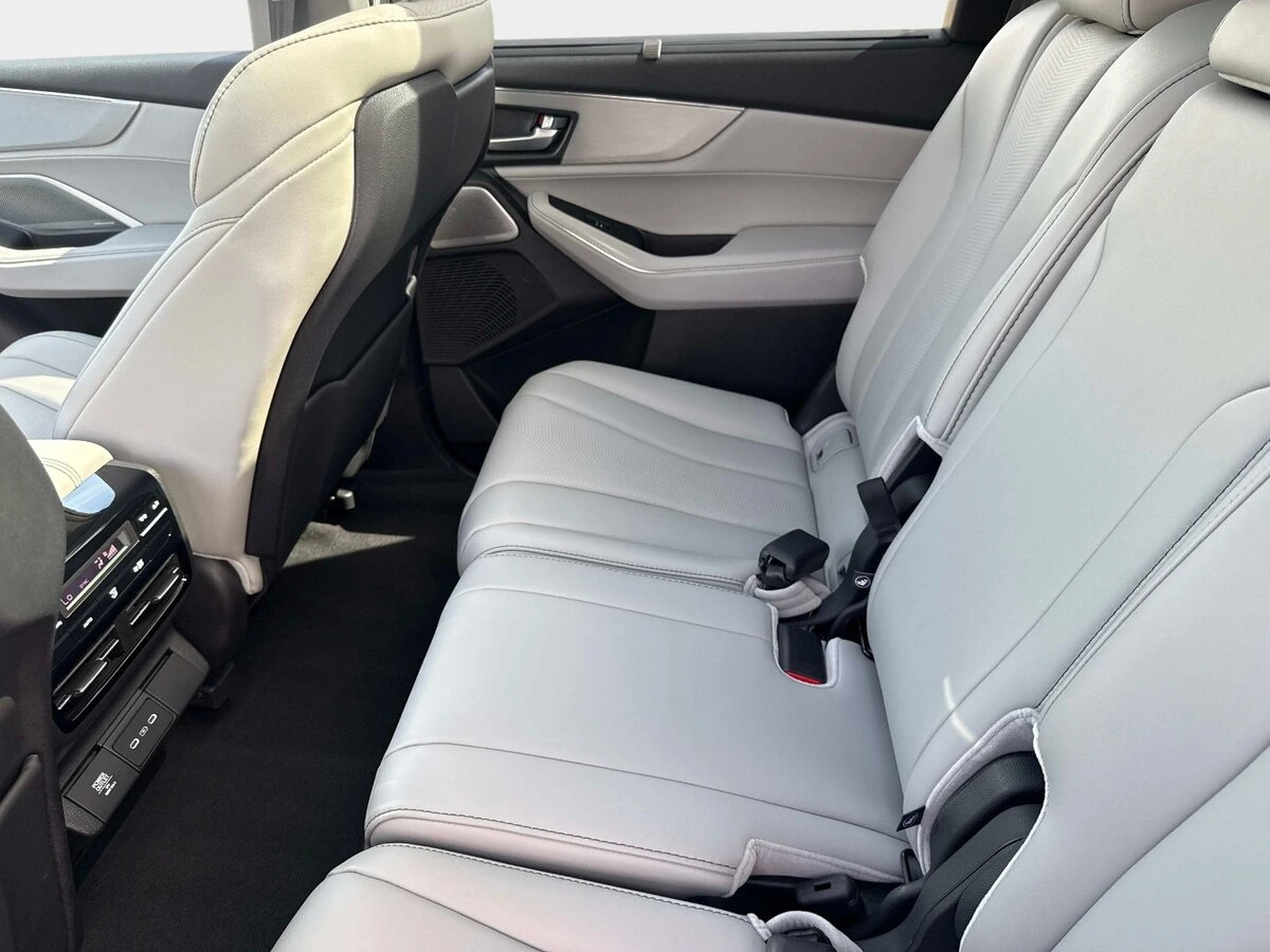 2026 Acura MDX Technology Package - Photo 14