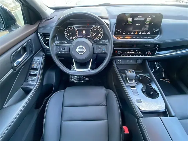 2023 Nissan Rogue SL photo 30