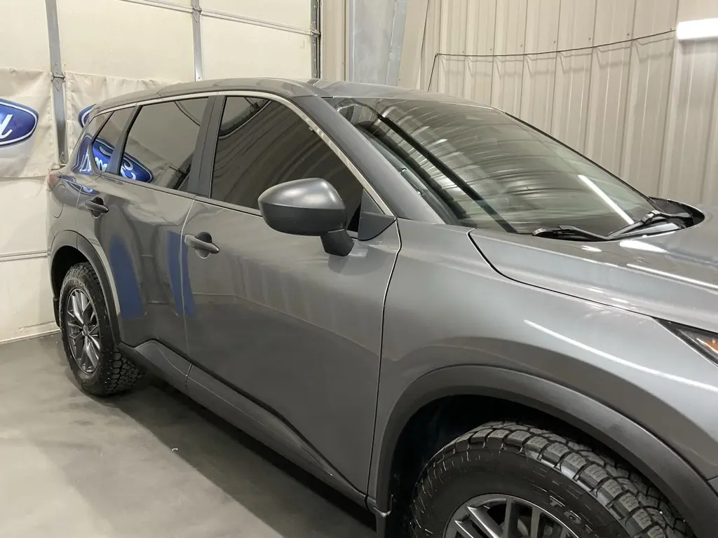 2023 Nissan Rogue S photo 4