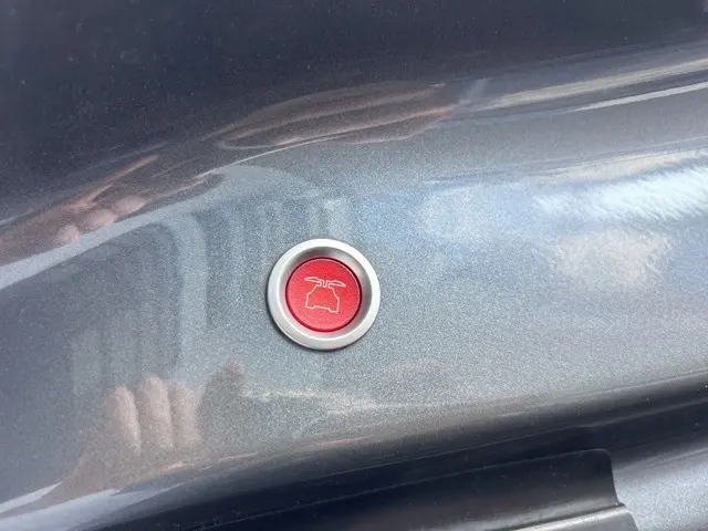 2017 Tesla Model X 75D photo 21