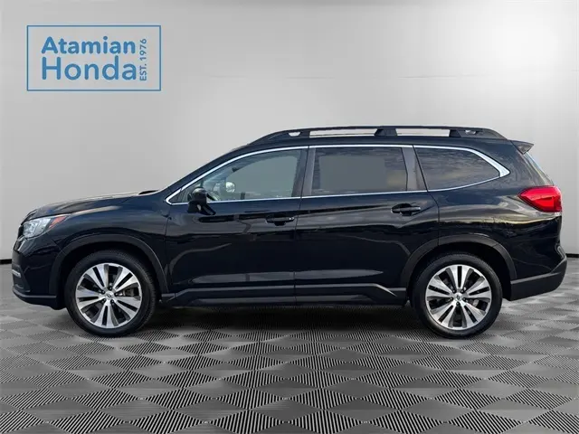 2019 Subaru Ascent Premium photo 2