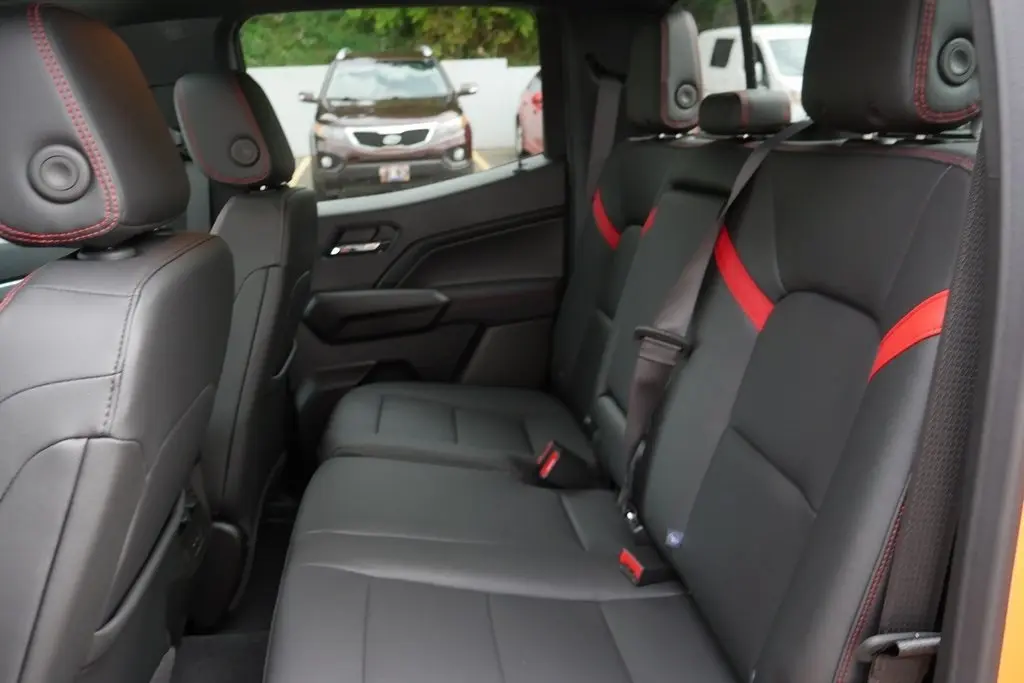 2026 Chevrolet Colorado Z71 photo 27