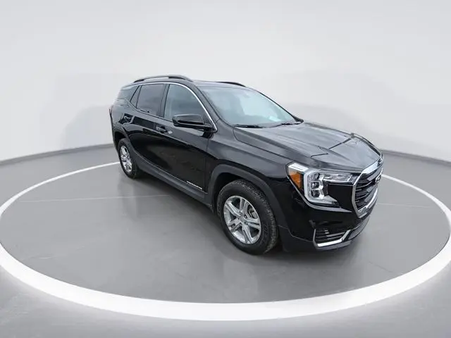 2022 Gmc Terrain SLE photo 2