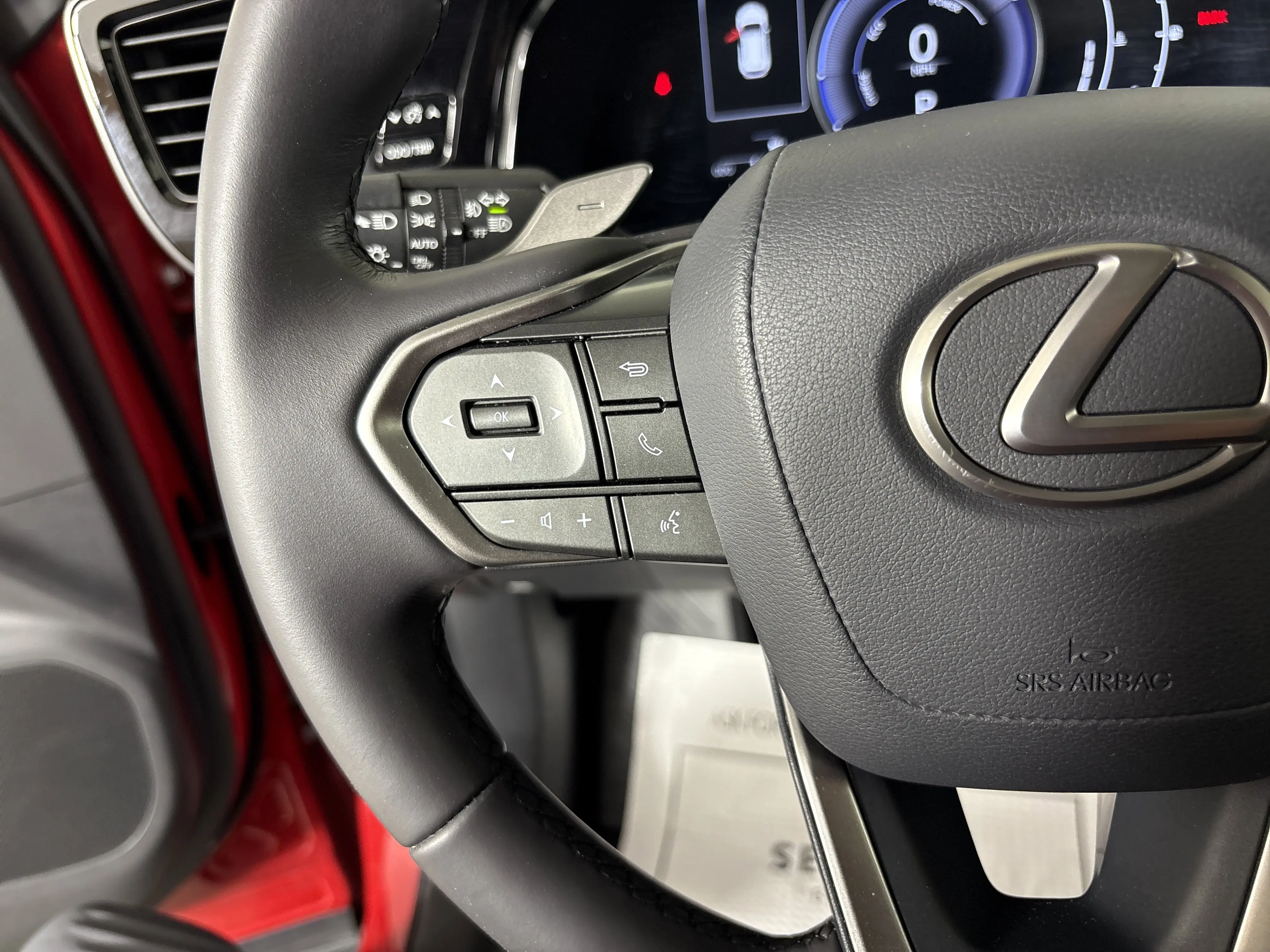 2024 Lexus NX 350h Premium AWD photo 13